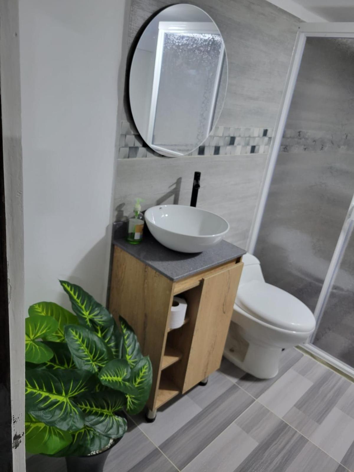 Mayka Cabanas Con Jacuzzi Guatape Exterior photo